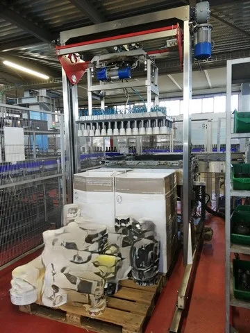 Ape uncaser and depallettizzatore