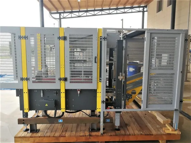 Case Erector Siat F44v