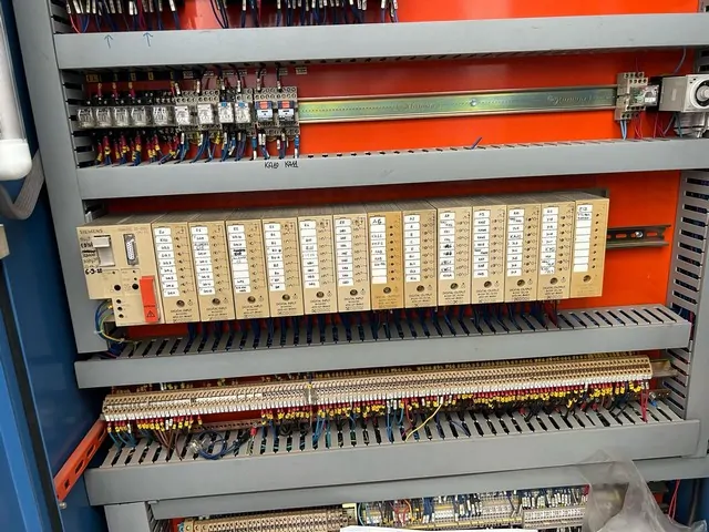 Depallettizzatore Manzini Comaco Da-700BL