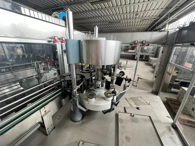 Etichettatrice Oxe Quasar 4.000 bph